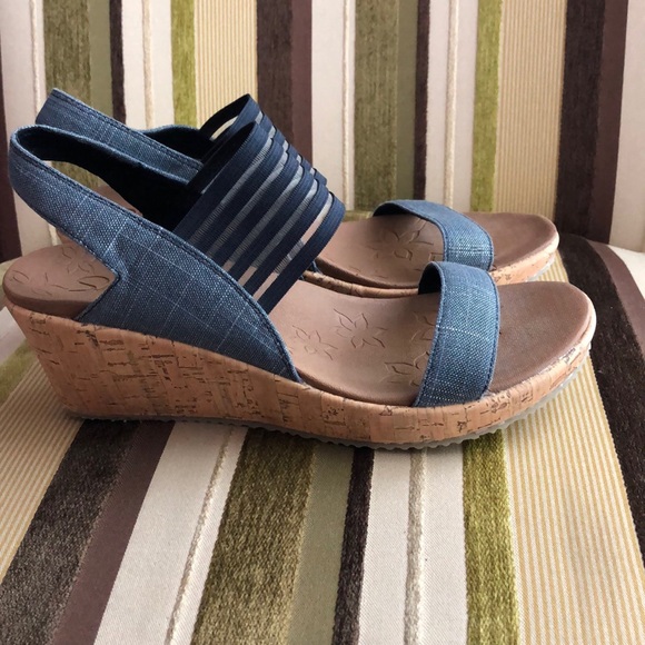 skechers luxe foam wedges